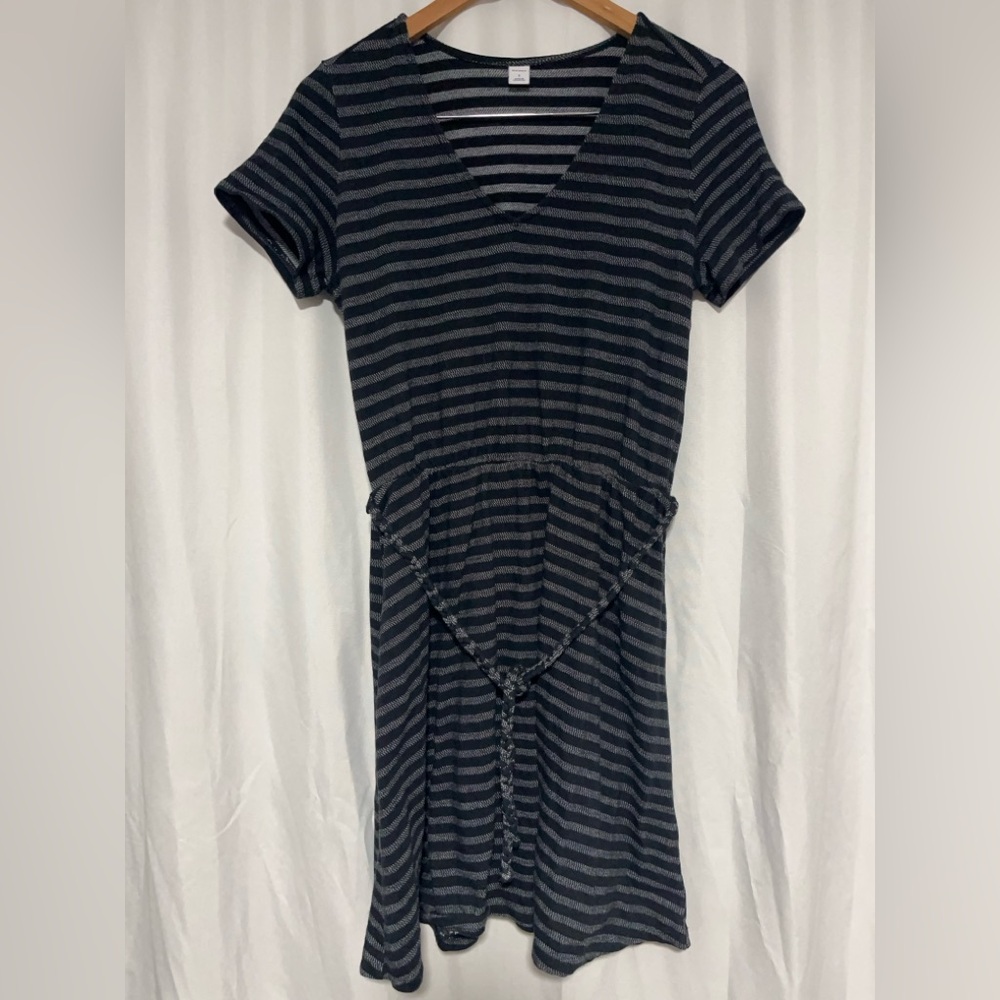 Old Navy Black and Gray Striped V-Neck Top